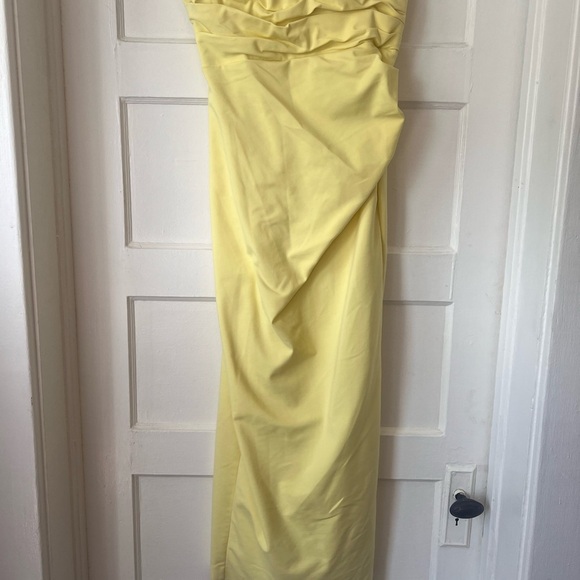 SHONA JOY size 8 This elegant yellow strapless dress ($390 retail) - Picture 4 of 10